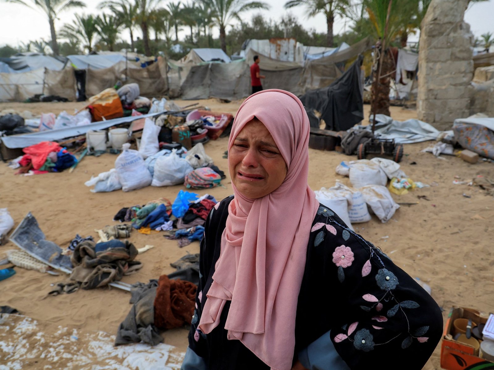 أكثر من 120 شهيدا بغزة والاحتلال يكثف من استهداف المستشفيات