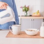 من البشرة إلى الأمعاء… ما أبرز فوائد ماء الخيار؟