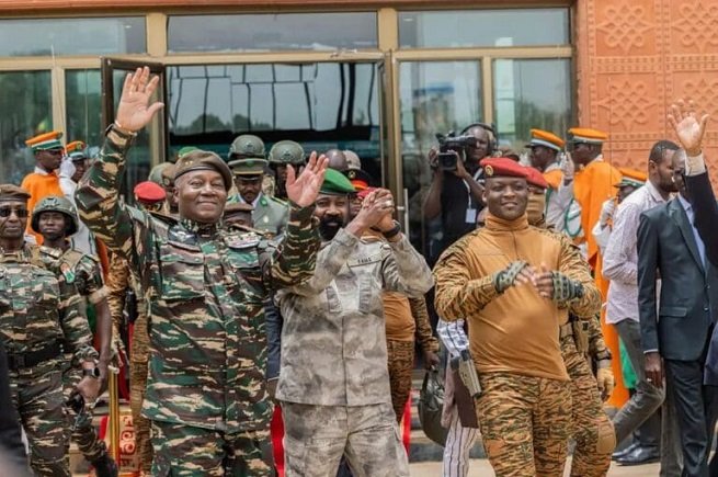 تقرير: تراجع النفوذ الجزائري في الساحل يفتح الباب أمام تقدم مغربي - العمق المغربي