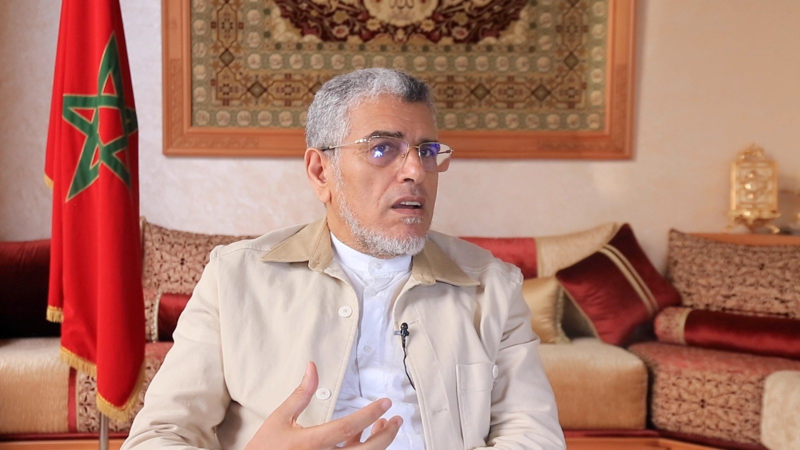 مع دخوله حيز التنفيذ.. الرميد يرحب بقانون العقوبات البديلة ويحذر من ثغراته وتحديات تنزيله - العمق المغربي