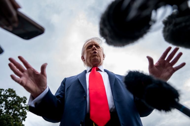 epa12382601 US President Donald Trump speaks to the press before boarding Marine One en route to the United Kingdom on the South Lawn of the White House in Washington, DC, USA, 16 September 2025. Trump spoke about the ongoing war in Gaza, tariffs, and his trip to the UK. EPA/BONNIE CASH / POOL