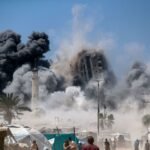 التدخين بالقرب من ابنك قد يؤثر على أطفاله في المستقبل
