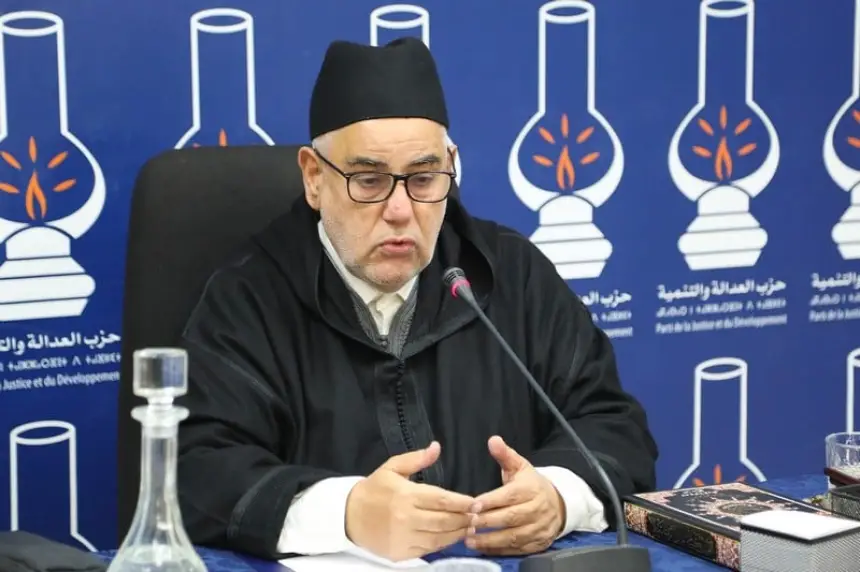 بنكيران يثير الجدل مجددا: الحكام العرب والمسلمون مهددون في عروشهم