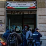 الصين تصدر مسوّدة قواعد لتنظيم الذكاء الاصطناعي المحاكي للتفاعل البشري