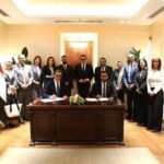الصين تصدر مسوّدة قواعد لتنظيم الذكاء الاصطناعي المحاكي للتفاعل البشري