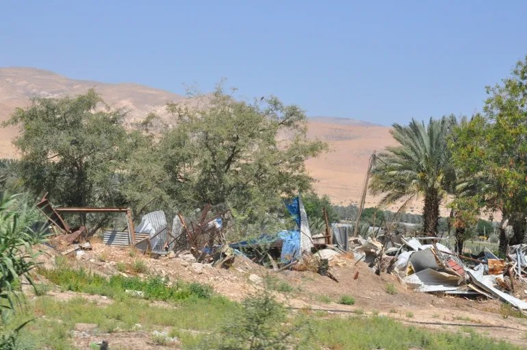 صورة 10 أعمال التجريف تضر بخطوط المياه التي تغذي الأراضي الزراعية في منطقة عاطوف، مايو/أيار 2026، محمد محسن وتد.