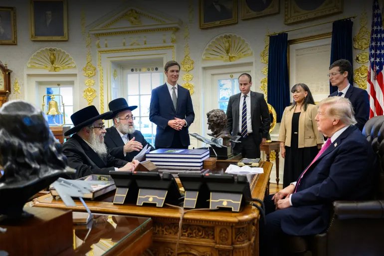 ترمب يستقبل حاخامات مناهضين للصهيونية في البيت الأبيض المصدر @TorahJudaism على اكس