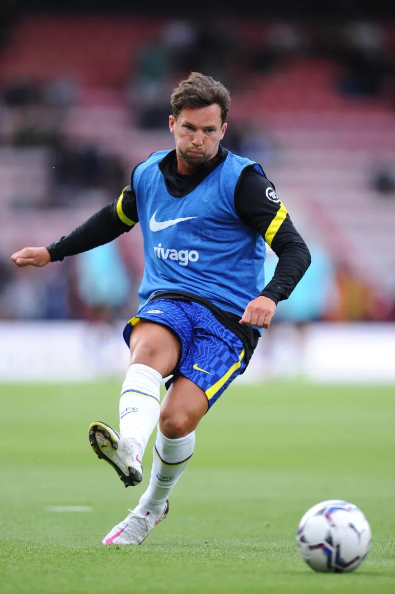 BOURNEMOUTH, ENGLAND - JULY 27: Danny Drinkwater of Chelsea warms up prior to the Pre-Season Friendly match between AFC Bournemouth and Chelsea at Vitality Stadium on July 27, 2021 in Bournemouth, England. (Photo by Alex Burstow/Getty Images)