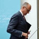 أزمات ريال مدريد تتفاقم مع مورينيو.. عقم تكتيكي وشماعة التحكيم وتراجع فينيسيوس | رياضة