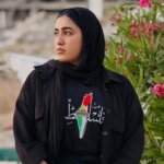 كيف حولت صانعة محتوى خشب المساعدات في غزة إلى استوديو بودكاست؟ | أخبار
