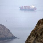 اليمن مباشر.. 5 قتلى في هجوم المجمع الرئاسي بعدن والحوثي يعلن إسقاط طائرة استطلاع بمأرب | أخبار