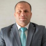 موسم قطاف شحيح.. الاحتلال يدمر 90% من أراضي الزيتون في غزة | سياسة